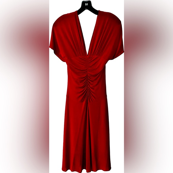 ❤️BCBG MAXAZRIA SZ: S ❤️RED DRESS W/WING SLEEVE - Picture 4 of 4